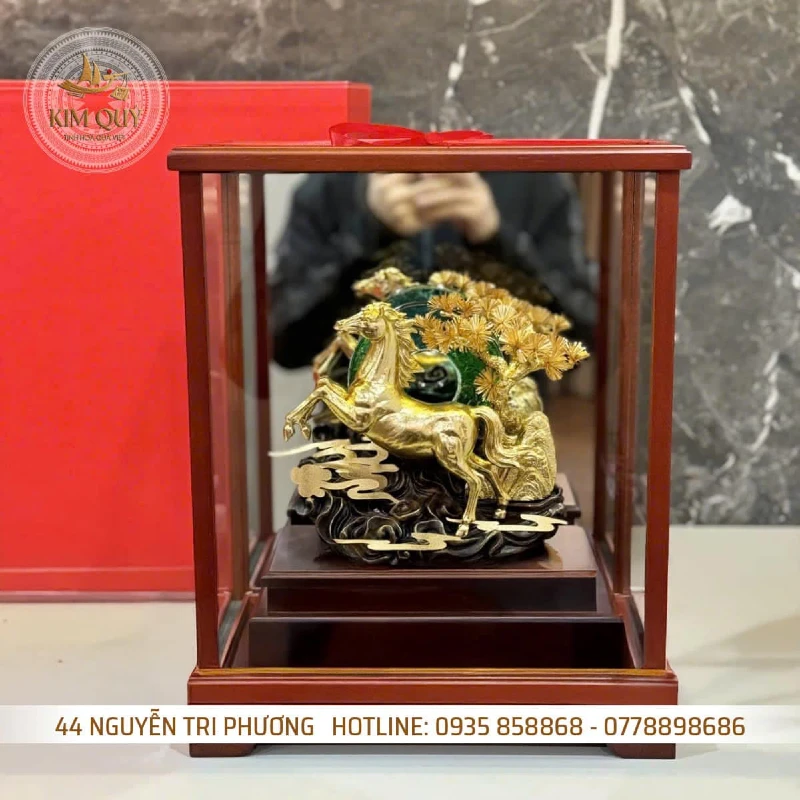 Tượng ngựa phong thủy mã đáo thành công dát vàng 24k