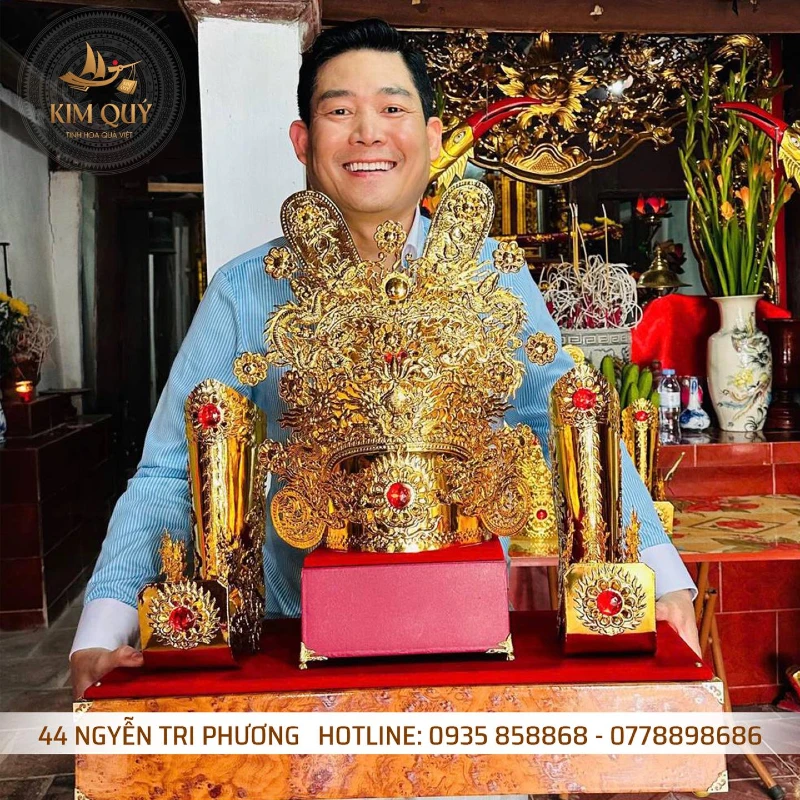 Ngai thờ thủ công dát vàng 24k
