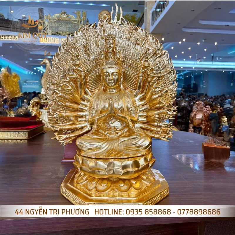 Tượng Quan Âm Thiên Thủ Thiên Nhãn dát vàng 24k
