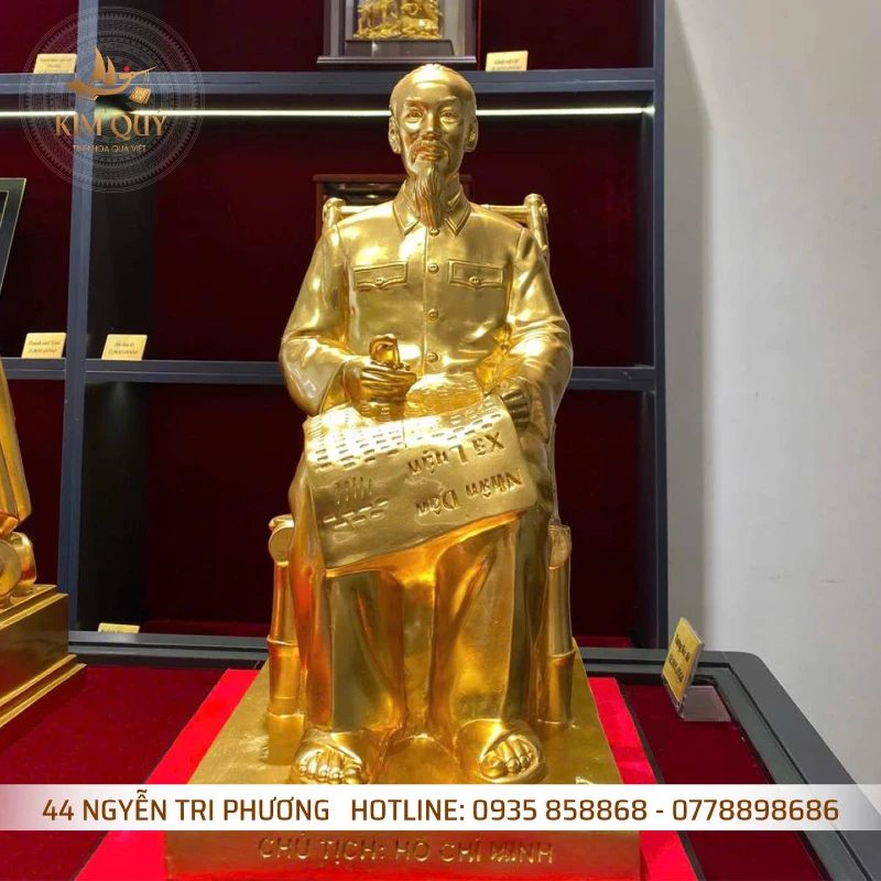 Tượng Bác Hồ dát vàng 24k